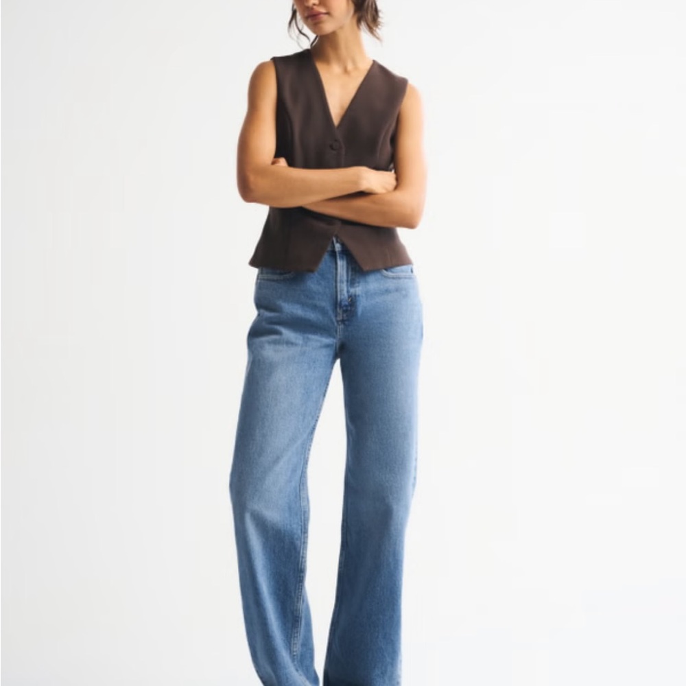 Abercrombie High Rise relaxed 90’s jean